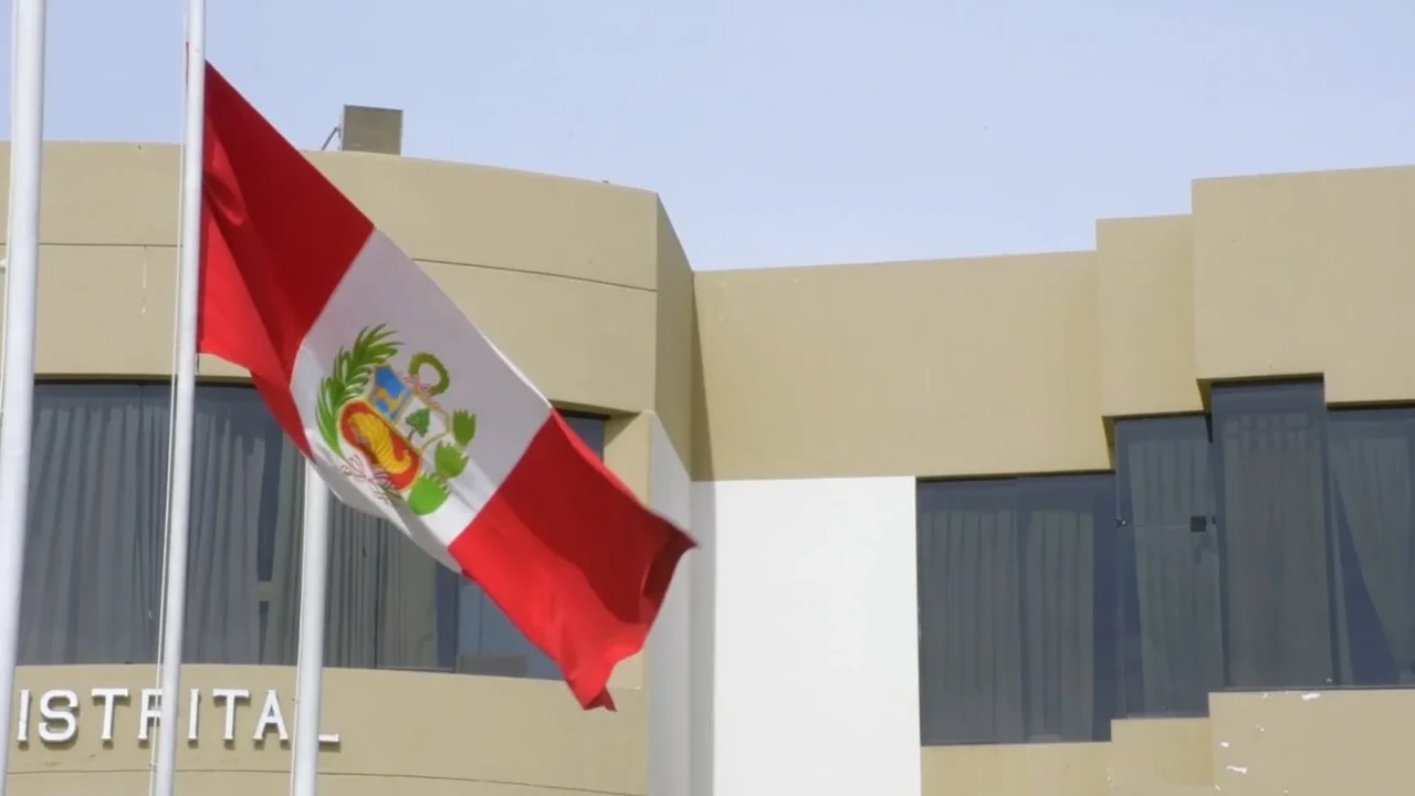 Perú afronta unas elecciones históricas